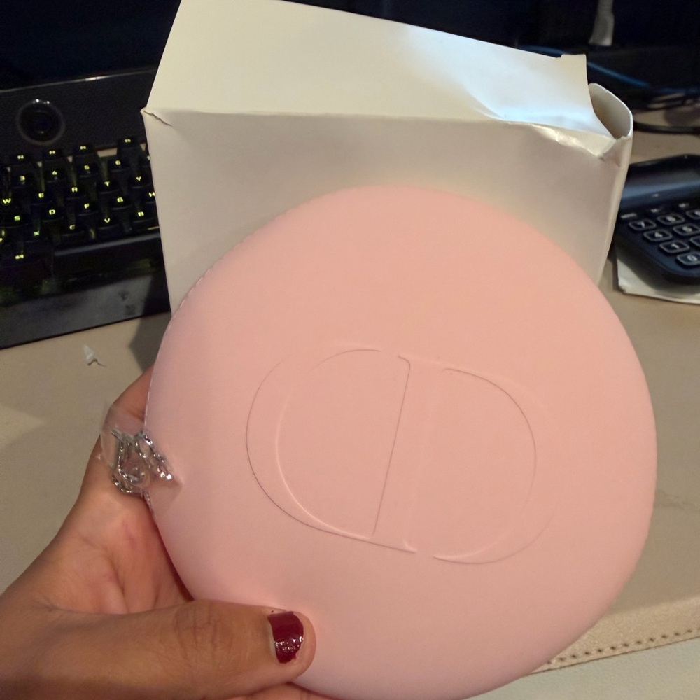 Dior pink pouch